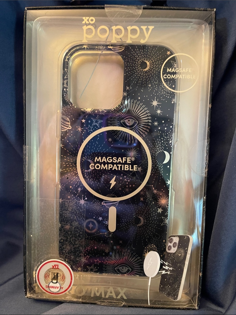 XO Poppy Black Celestial MagSafe-Compatible Phone Case